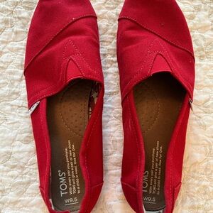 TOMS Women's Bold Red Flats